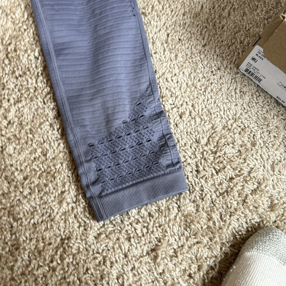 Gymshark Energy+ Seamless Cropped Leggings Gray - Picture 8 of 10